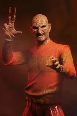 Freddy Krueger Action Figure Videogame Nightmare On Elm Street 18 Cm NECA 39756 -Sconto Modello Giocattolo in Italia d neca39756 a