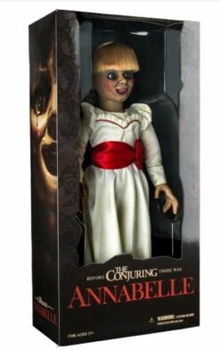 Annabelle The Conjuring Mega Action Figure Doll Scaled Prop Replica 46 Cm -Sconto Modello Giocattolo in Italia mezco toys the conjuring scaled prop replica annabelle doll 46 cm