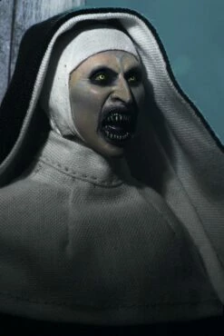 The Nun Retro Action Figure 20cm NECA 14899 -Sconto Modello Giocattolo in Italia x neca14899 d