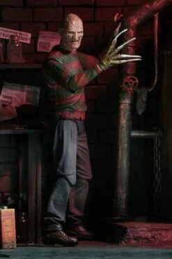 Freddy Krueger Ultimate Action Figure Nightmare On Elm Street 2 Vendetta 18 Cm NECA 39899 -Sconto Modello Giocattolo in Italia x neca39899 e
