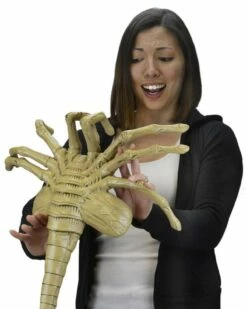 Facehugger 105 Cm Replica 1/1 Aliens Foam NECA 51355 -Sconto Modello Giocattolo in Italia x neca51355 d 1
