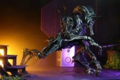 Aliens Action Figure Ultimate Rhino Alien (Kenner Tribute) Version 2 25 Cm NECA 51707 -Sconto Modello Giocattolo in Italia x neca51707 b 1