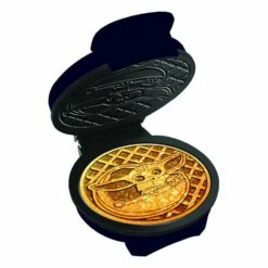 Star Wars The Mandalorian Waffle Maker The Child - END APRIL 2021